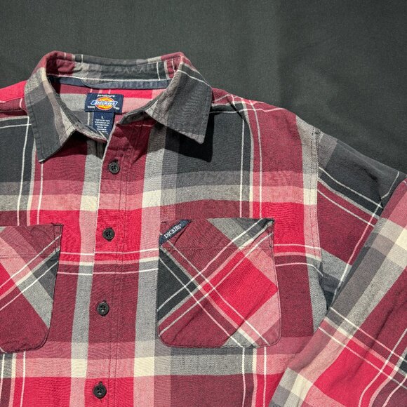 Dickies Men's Flannel Shirt L  Red/Black Plaid Long Sleeve Heavy Weight Cotton - Picture 1 of 9